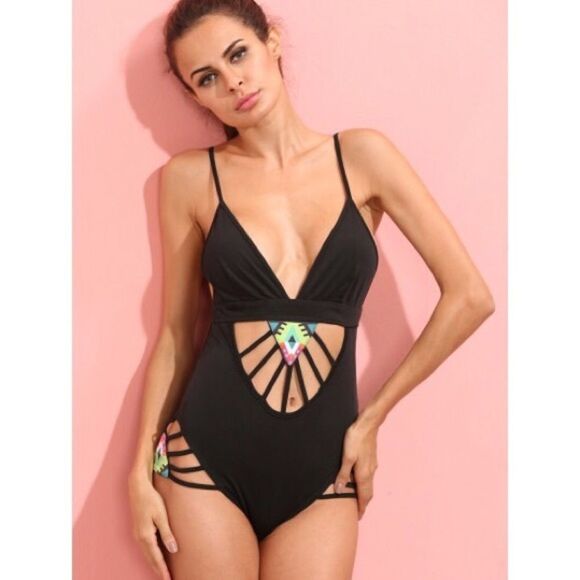 ✨HP✨Black Spaghetti Strap Deep V Hollow Bodysuit✨ - Picture 2 of 4